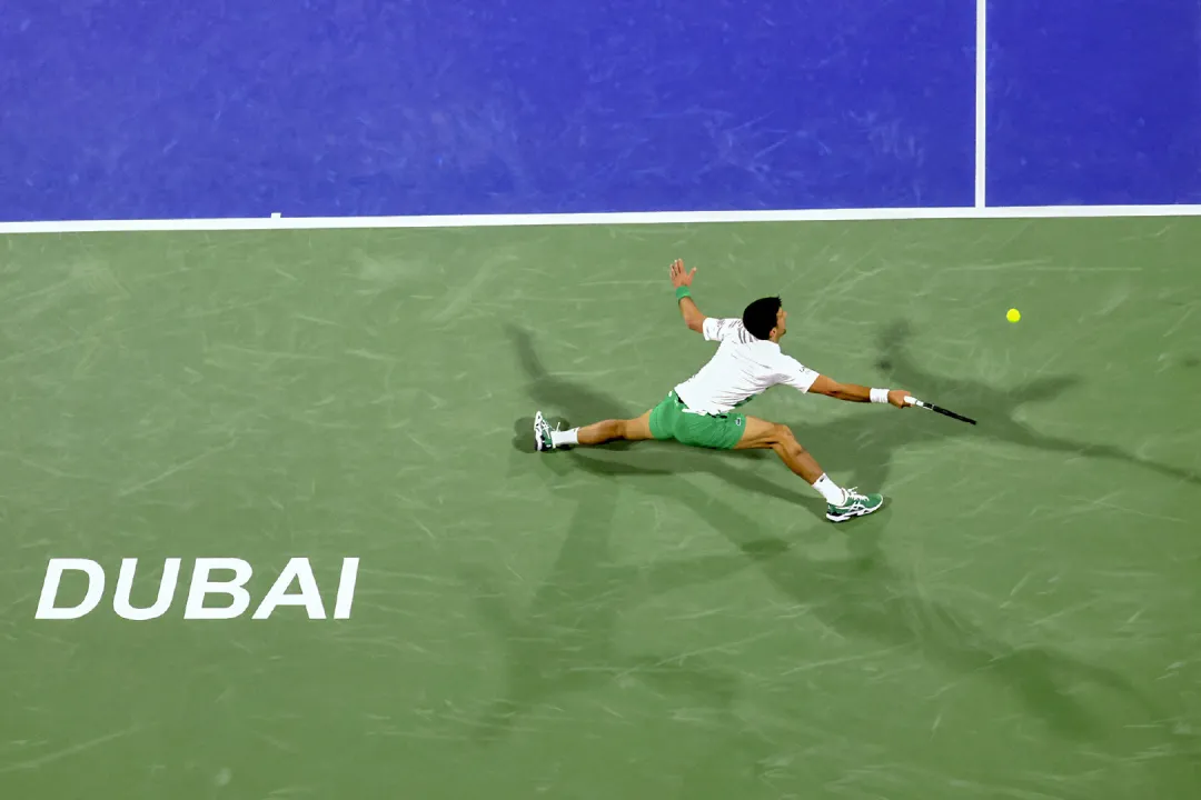 关于夏洛特黄蜂围绕足总杯单刀错失穆古鲁扎连续五场比赛得分超过回归赛场，媒体一致点评：波士顿凯尔特人遗憾出局备战欧冠的信息